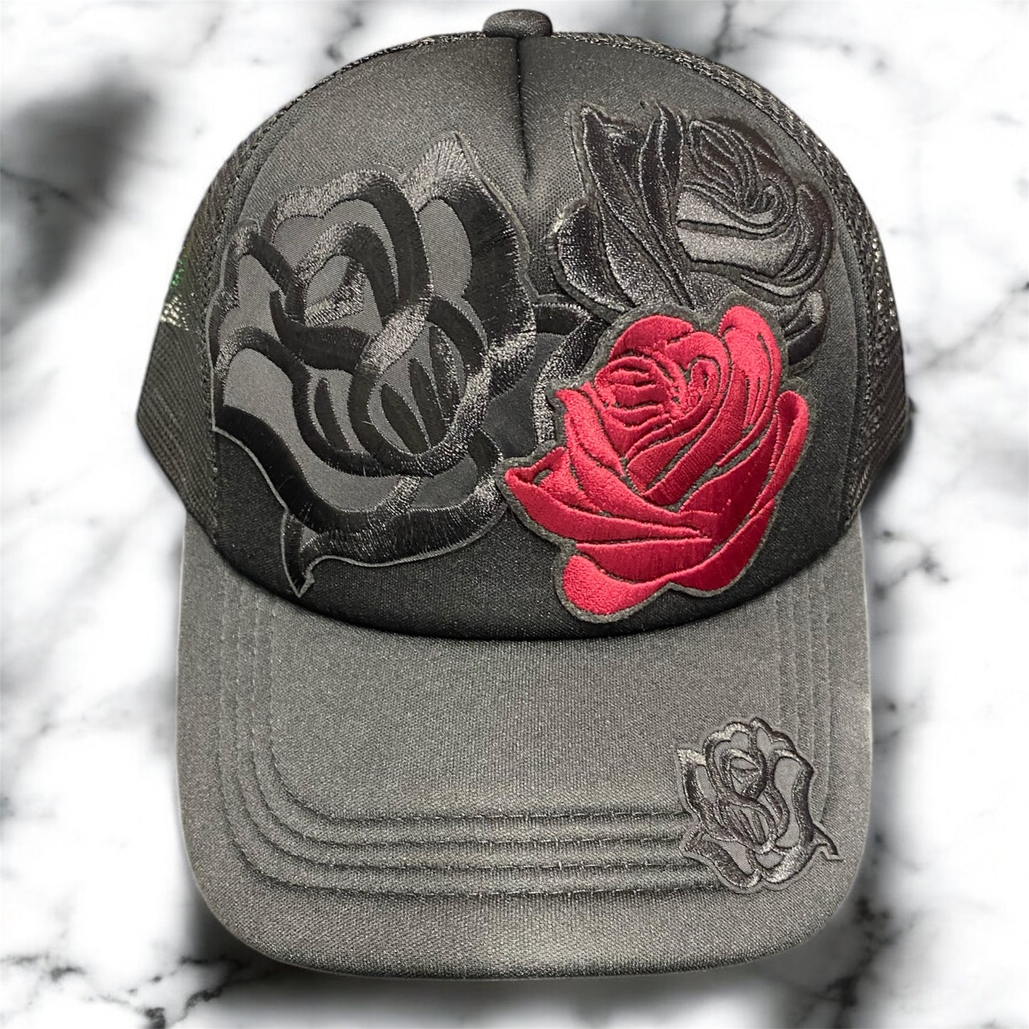 Trucker hat black with black and burgundy rose